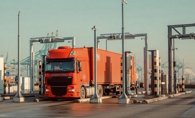 Warum die meisten Großunternehmen KI gerade verpassen.